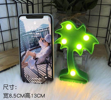 Load image into Gallery viewer, Pineapple Lamp