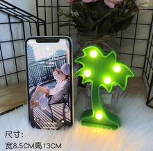 Load image into Gallery viewer, Cactus Lamp